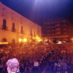 Piazza Matteoti gremita per la presentazione dell'Audace