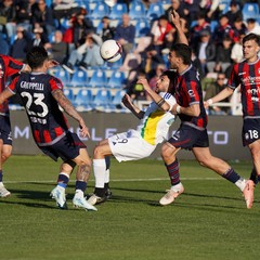 Audace Cerignola, stop e rammarico: vince il Crotone 2-1