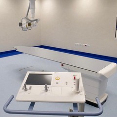 foto Apparecchiatura Radiologica Robotizzata Multifunzione