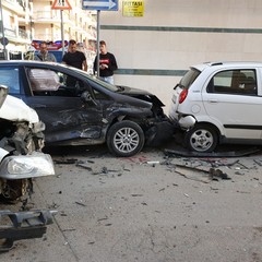 incidente a Cerignola quartiere Scarafone le auto