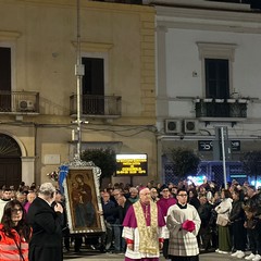 La Madonna di Ripalta ritorna in città: strade colme di gente a Cerignola