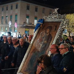La Madonna di Ripalta ritorna in città: strade colme di gente a Cerignola