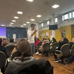 Prevenire il bullismo a scuola jfif