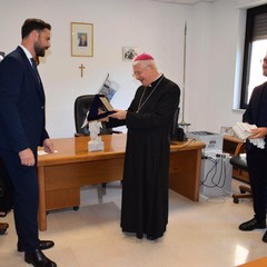 Vescovo Fabio al Commissariato della Polizia di Stato