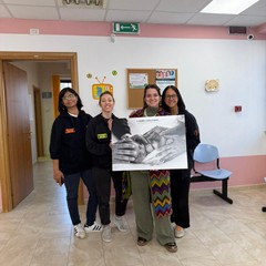 La donazione della fotografa cerignolana Carmela Dellerma all'ospedale Tatarella