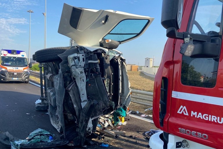 incidente A14. <span>Foto Domenico Ziro</span>