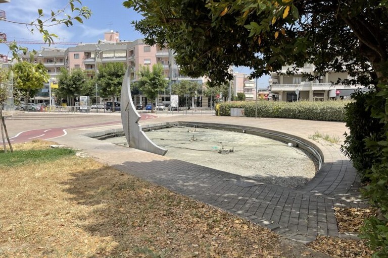 Fontana Mezza Luna