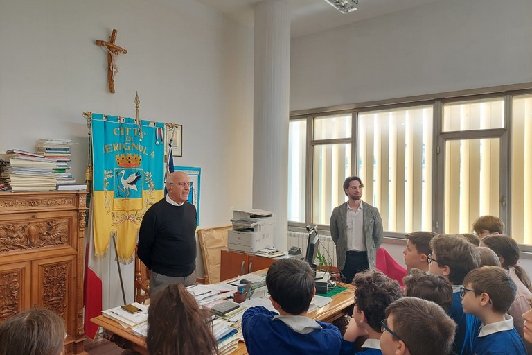 Studenti in visita a  Palazzo di Città