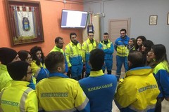 I volontari della Misericordia di Orta Nova trovano 1500 euro tra i vestiti donati e li restituiscono