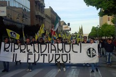 Corteo a Foggia, Lotta Studentesca contesta la cosiddetta buona scuola