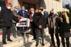 Cittadinanzattiva consegna uova di Pasqua e tv nei Policlinici di Bari e Foggia