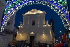 Illuminata la chiesa restaurata, accese le luminarie: Cerignola apre la festa dell'Assunta