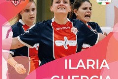 Ilaria Guercia, giocatrice calcio A5 di Cerignola, riveste la maglia della Nox Molfetta