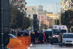 Pedoni “vittime” della pista ciclabile: aumentano le segnalazioni di cadute sul corso cittadino