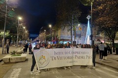 Marcia silenziosa e poi dibattito in aula consiliare: così Cerignola riflette sulla violenza di genere