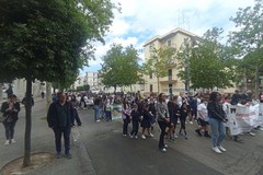“A piedi nudi per la legalità – 100 passi”, Cerignola marcia nel ricordo delle vittime delle mafie