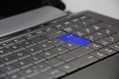 Rubavano pc nelle scuole in tutta Italia: coinvolte nel “business” due persone di Cerignola