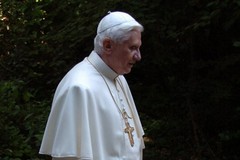 Il  cordoglio del vescovo di Cerignola per la scomparsa di Papa Benedetto XVI