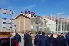 Carcere di Foggia, dopo la rivota la ricerca degli evasi