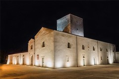 Luci e sapori di Torre Alemanna: una cena in terrazza tra cibo e musica