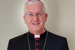 Elezione di papa Leone XIV, il vescovo di Cerignola, mons. Ciollaro: "Commoventi le sue lacrime"
