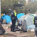 Cerignola, tendopoli di via Candela: scattano le identificazioni