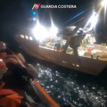 Fondali devastati per pescare i datteri di mare, 35 arresti. I NOMI