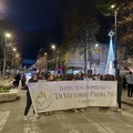 Marcia silenziosa e poi dibattito in aula consiliare: così Cerignola riflette sulla violenza di genere