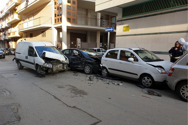 Incidente stradale a Cerignola quartiere Scarafone