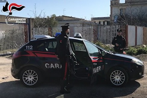 Stabile industriale setacciato dai carabinieri