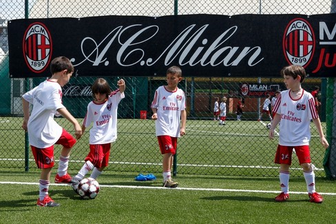 milan camp x