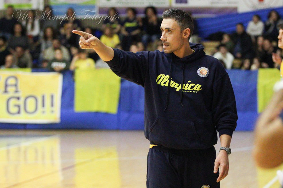 OLIMPICA BASKET CERIGNOLA VS CASTELLANO UDAS BASKET. <span>Foto Vito Monopoli</span>