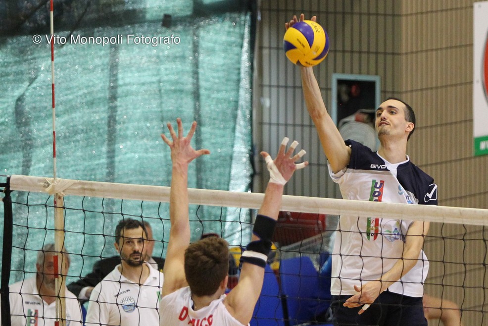 UDAS VOLLEY VS AREABRUTIA VOLLEY COSENZA. <span>Foto Vito Monopoli</span>