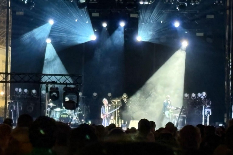 Nek in concerto
