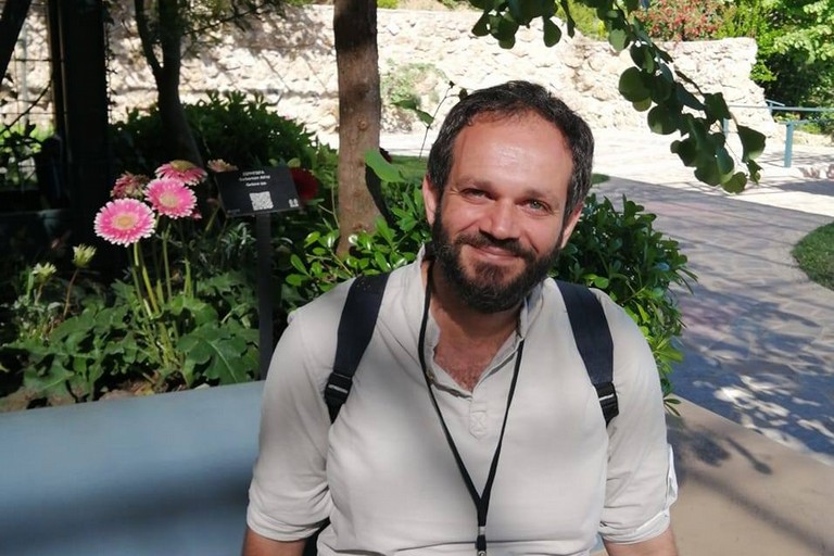 Pietro Paciello, docente e autore di Cerignola: “Dobbiamo ricordarci di essere stati bambini”