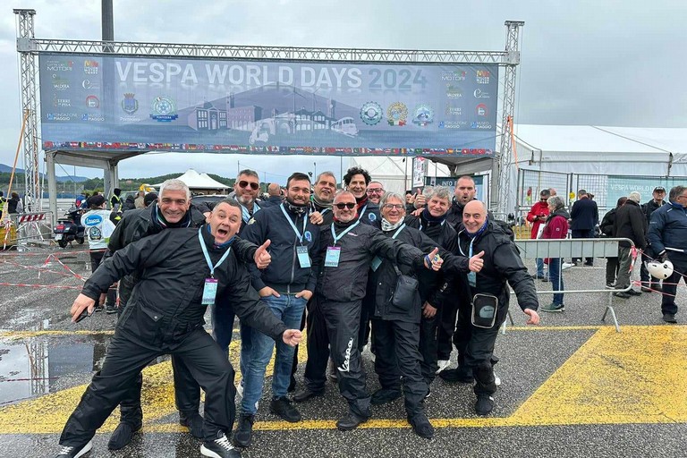 Vespa World Days a Pontedera: al raduno ci sono anche vespisti di Cerignola