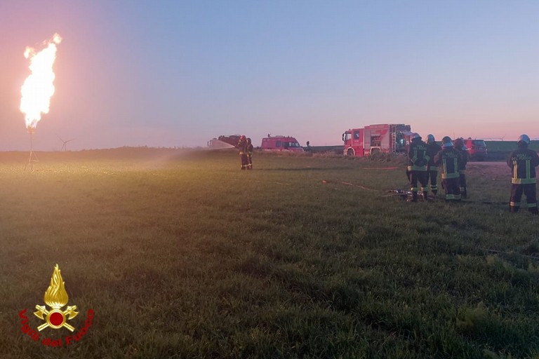 l'Intervento dei Vigili del Fuoco per evacuare il gas