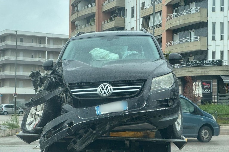 Incidente nei pressi dell'Ospedale Tatarella
