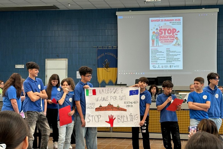 Bullismo e social network “Stop Bullying”